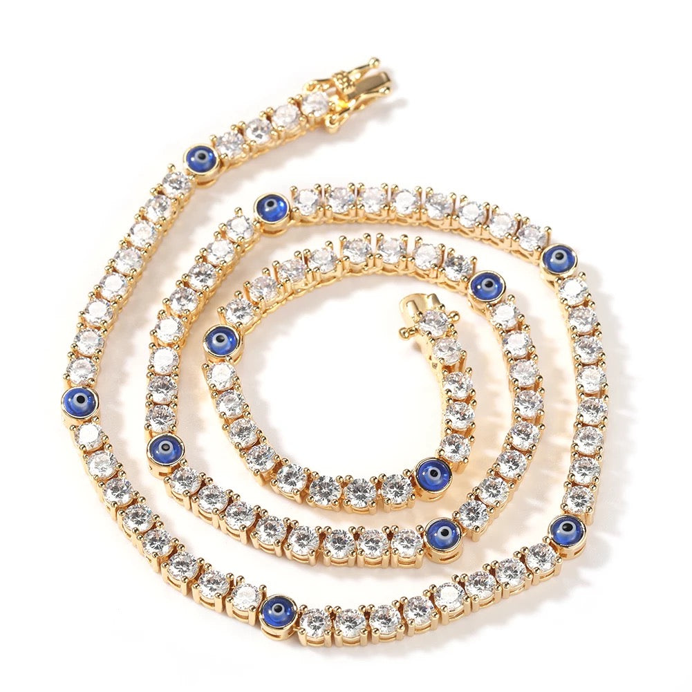 Eye tennis necklace
